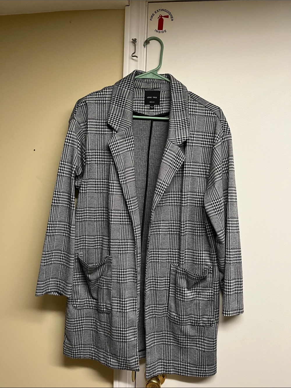 Love Tree Gray & Black Plaid Long Open-Front Blazer